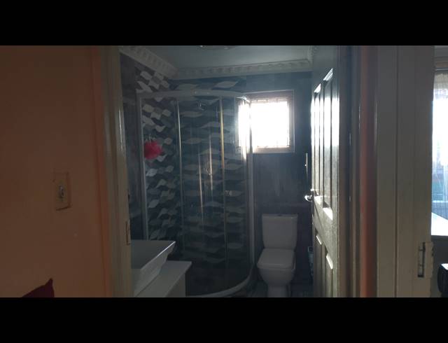 3 BEDROOM SEMI DETACHED FOR SALE IN STONEBRIDGE